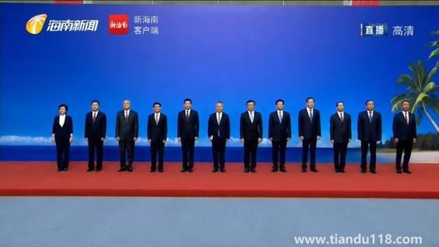 醫(yī)學(xué)博士出身的他當(dāng)選海南省委書(shū)記 醫(yī)生出身 曾在上海、教育部工作