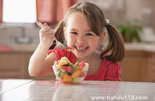 為什么清宮表30歲都是生女孩(清宮表30歲都是女孩準(zhǔn)嗎)(圖1) 為什么清宮表30歲都是生女孩1