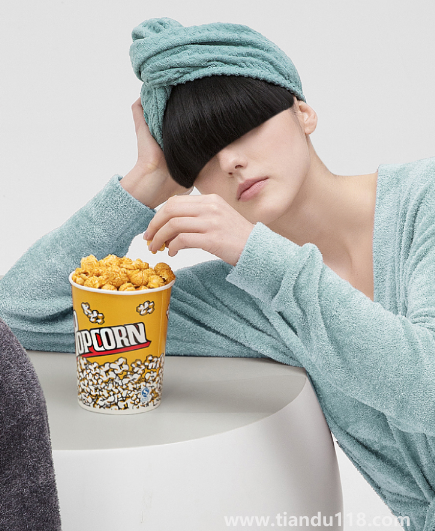 頭罩型干發(fā)帽怎么戴(家里有吹風(fēng)機還有必要買干發(fā)帽嗎)(圖2) 頭罩型干發(fā)帽怎么戴 2