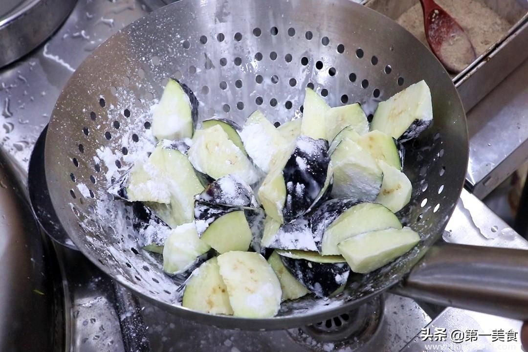 紅燒茄子的做法(紅燒茄子怎么做)(圖5) 紅燒茄子的做法(紅燒茄子怎么做)(圖5)