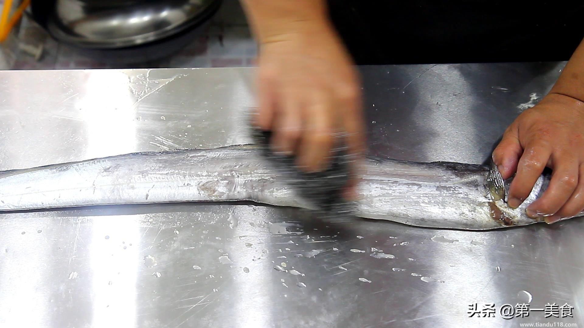 紅燒帶魚的做法(紅燒帶魚怎么做)(圖3) 紅燒帶魚的做法(紅燒帶魚怎么做)(圖3)