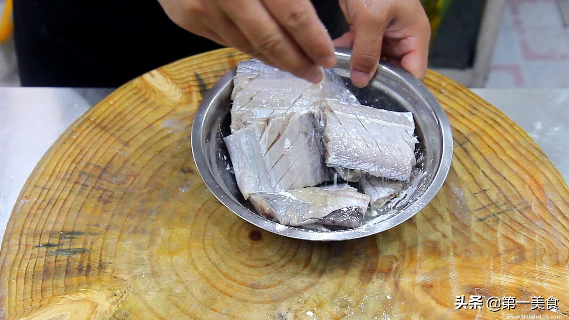 紅燒帶魚的做法(紅燒帶魚怎么做)(圖5) 紅燒帶魚的做法(紅燒帶魚怎么做)(圖5)