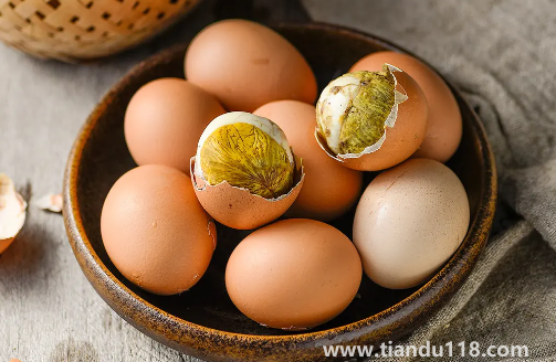 活珠子男人吃了補(bǔ)身體嗎(活珠子怎么吃)(圖1) 活珠子男人吃了補(bǔ)身體嗎1