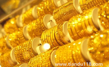 買(mǎi)五金的錢(qián)可以直接給女方嗎(彩禮送三金還是五金)(圖1) 買(mǎi)五金的錢(qián)可以直接給女方嗎1