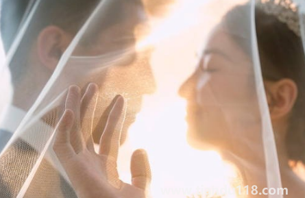 訂婚后多久可以領(lǐng)證3