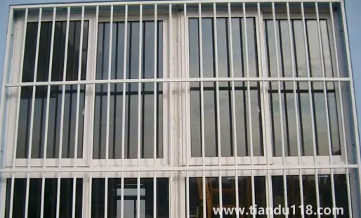 小高層要不要裝防盜窗1