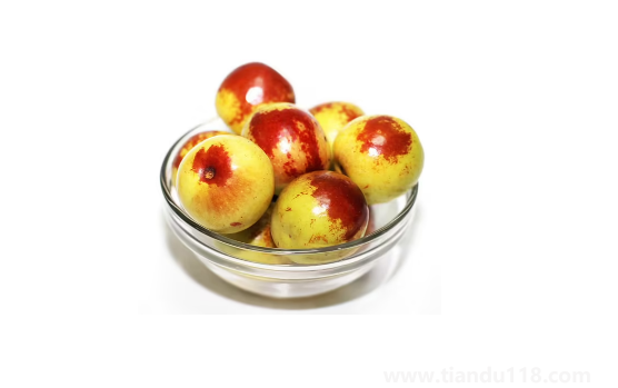 吃了冬棗可以吃螃蟹嗎(螃蟹不能和什么一起吃)(圖3) 吃了冬棗可以吃螃蟹嗎3