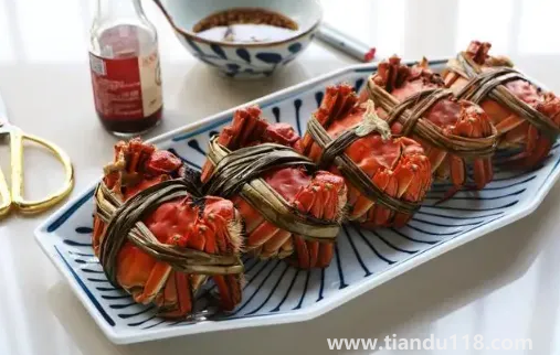 螃蟹水煮和清蒸的區(qū)別(吃螃蟹的禁忌)(圖2) 螃蟹水煮和清蒸的區(qū)別2