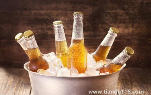 1瓶啤酒幾小時(shí)吹不出來(lái)酒駕2