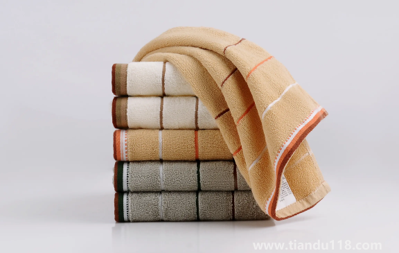 毛巾變硬用醋還是用堿(毛巾變硬了怎么辦)(圖1) 毛巾變硬用醋還是用堿1