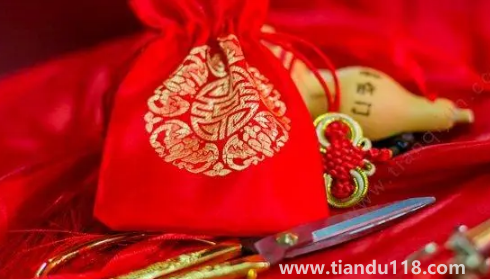 過禮男方家人需要到女方家嗎(過禮金的數(shù)額一般都是多少)(圖1) 過禮男方家人需要到女方家嗎1