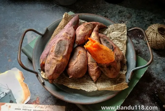 空氣炸鍋烤紅薯刷油還是不刷油好吃1