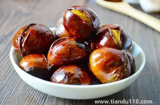 新鮮板栗水煮好還是蒸著吃好(生板栗怎么吃好)(圖1) 新鮮板栗水煮好還是蒸著吃好1