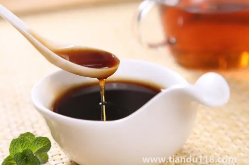 秋梨膏放冰糖和不放冰糖的區(qū)別(秋梨膏怎么熬制)(圖1) 秋梨膏放冰糖和不放冰糖的區(qū)別1