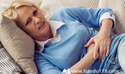 絕經(jīng)晚一年壽命多三年真的假的(月經(jīng)來(lái)得晚是不是絕經(jīng)也晚)(圖3) 絕經(jīng)晚一年壽命多三年真的假的3