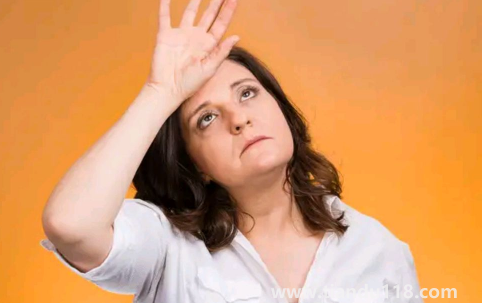 絕經(jīng)晚一年壽命多三年真的假的(月經(jīng)來(lái)得晚是不是絕經(jīng)也晚)(圖2) 絕經(jīng)晚一年壽命多三年真的假的2