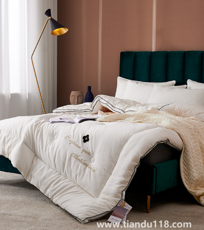 大豆纖維被能壓縮存放嗎(大豆纖維被怎么存放)(圖1) 大豆纖維被能壓縮存放嗎1