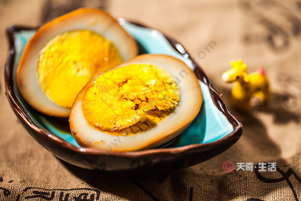 鹵蛋營(yíng)養(yǎng)價(jià)值高嗎 鹵蛋的功效作用(圖2) 鹵蛋營(yíng)養(yǎng)價(jià)值高嗎