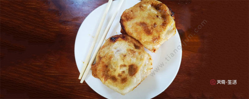 老北京門釘肉餅來(lái)歷 老北京門釘肉餅怎么來(lái)的(圖1) 老北京門釘肉餅來(lái)歷