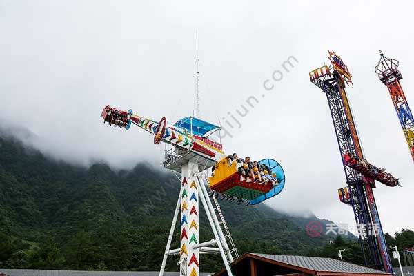 萬(wàn)盛奧陶紀(jì)門(mén)票包含哪些項(xiàng)目 奧陶紀(jì)門(mén)票是通票嗎(圖2) 萬(wàn)盛奧陶紀(jì)門(mén)票包含哪些項(xiàng)目