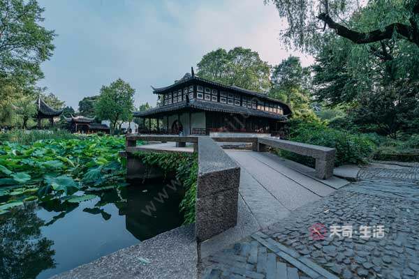 蘇州拙政園早晨幾點(diǎn)開(kāi)門